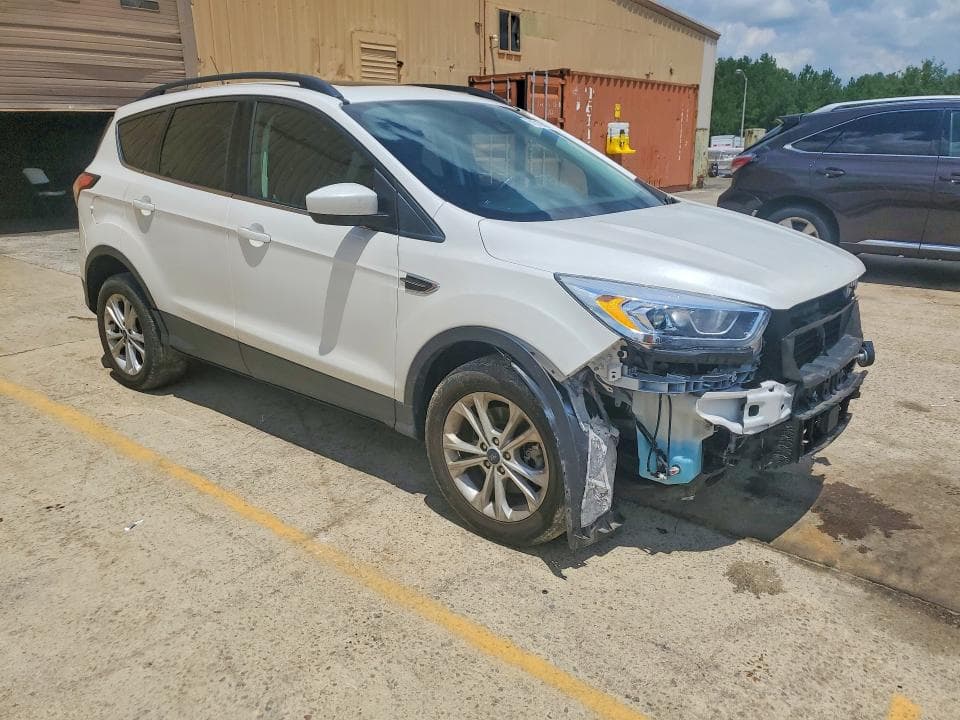 2018 FORD ESCAPE SEL 4