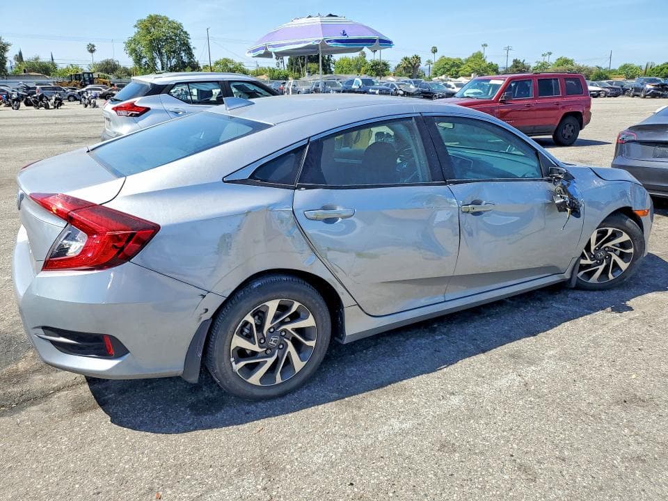 2017 HONDA CIVIC EX 3