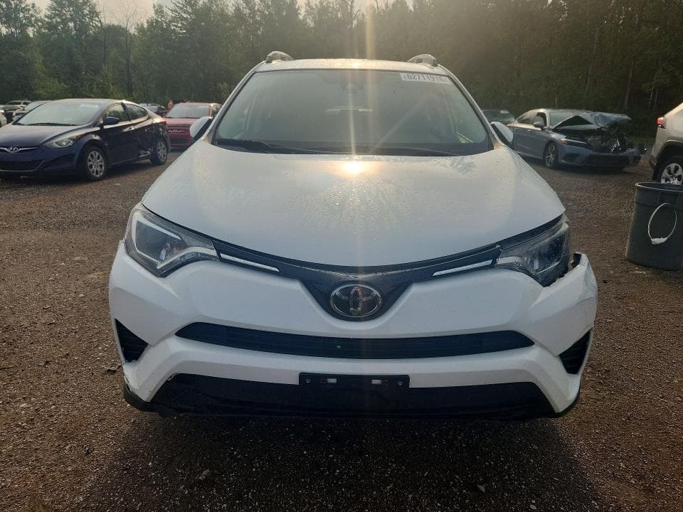 2018 TOYOTA RAV4 LE 5