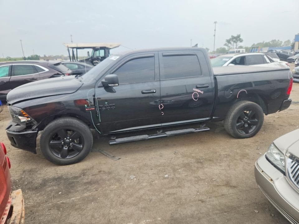 2018 RAM 1500 SLT - 1