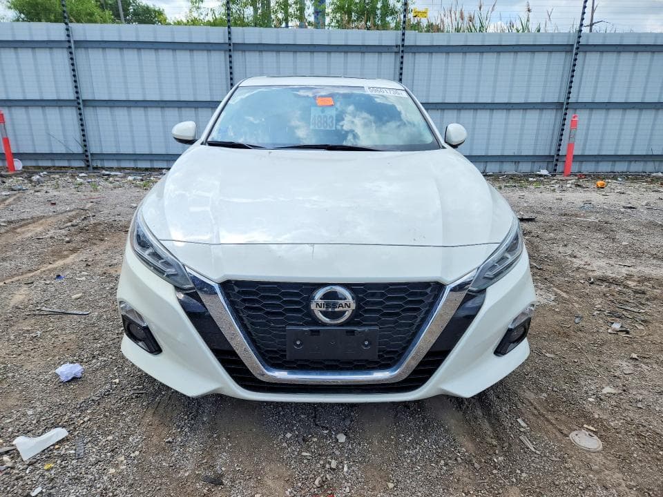 2019 NISSAN ALTIMA SV 5