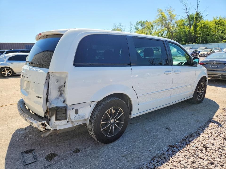 2017 DODGE GRAND CARAVAN SE 3