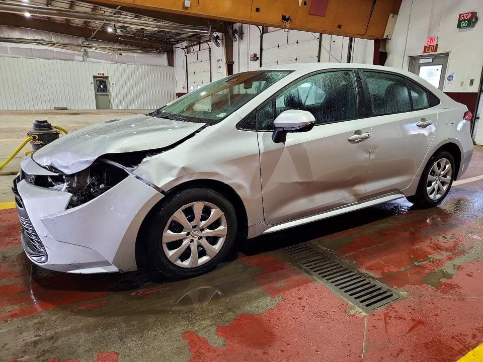 2024 TOYOTA COROLLA LE - 1