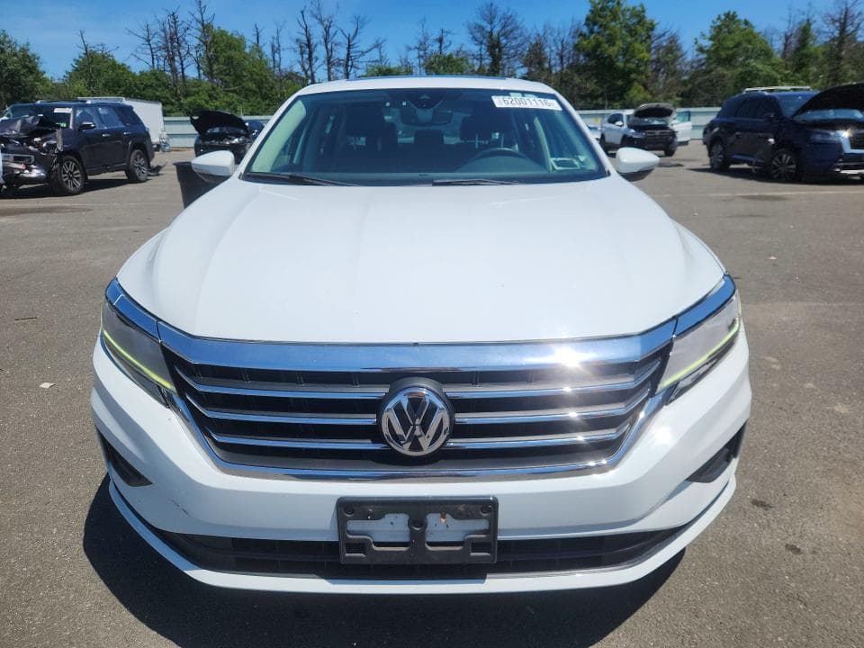 2021 VOLKSWAGEN PASSAT SE 5