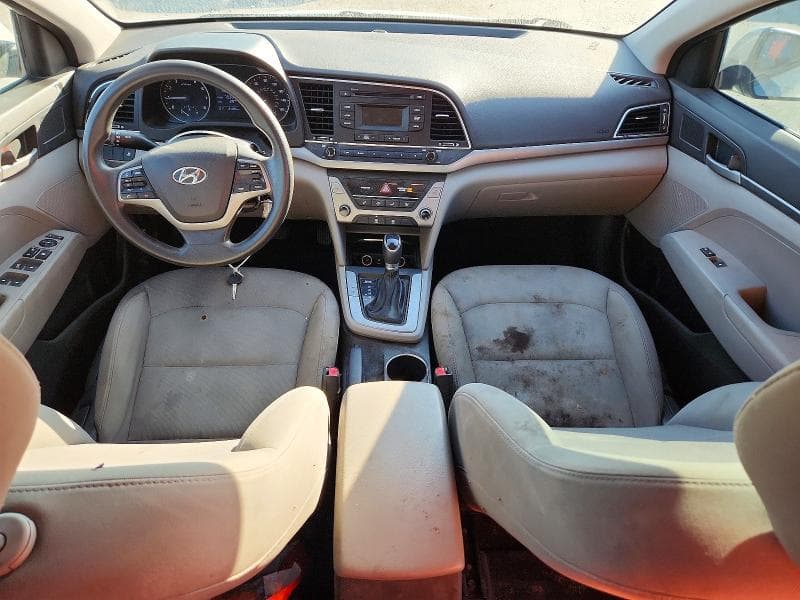 2018 HYUNDAI ELANTRA SE 8
