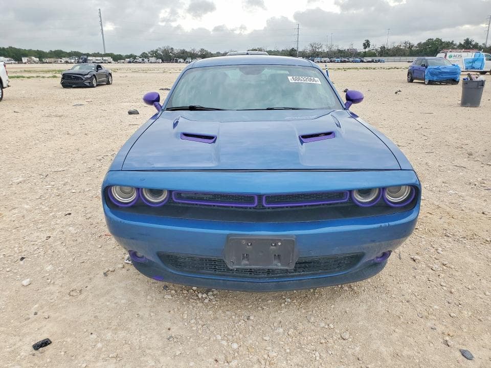 2020 DODGE CHALLENGER SXT 5