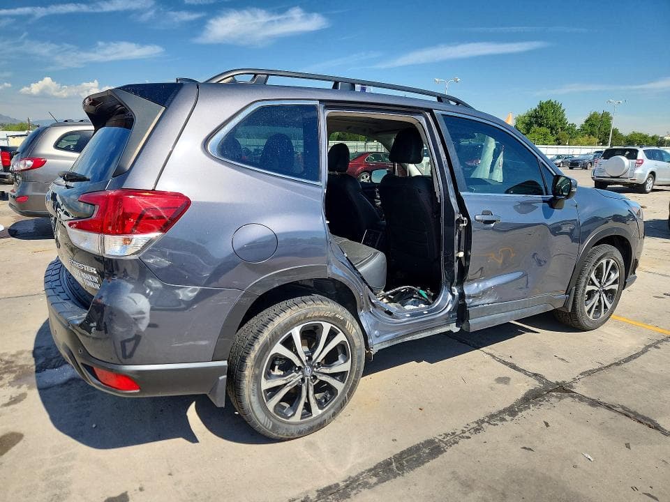 2024 SUBARU FORESTER LIMITED 3