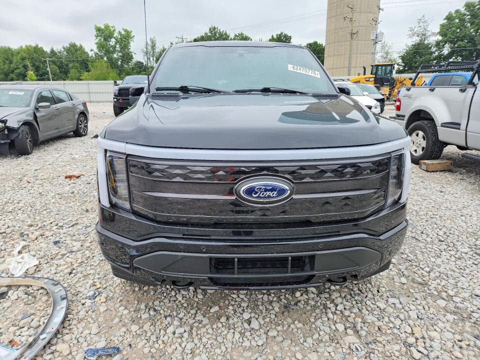 2023 FORD F150 LIGHTNING PRO 5