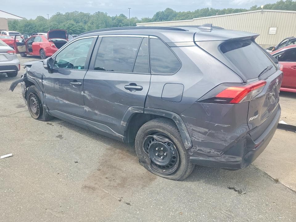 2021 TOYOTA RAV4 LE 2