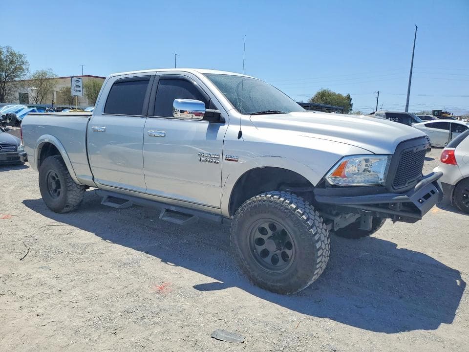 2017 RAM 1500 LARAMIE 4