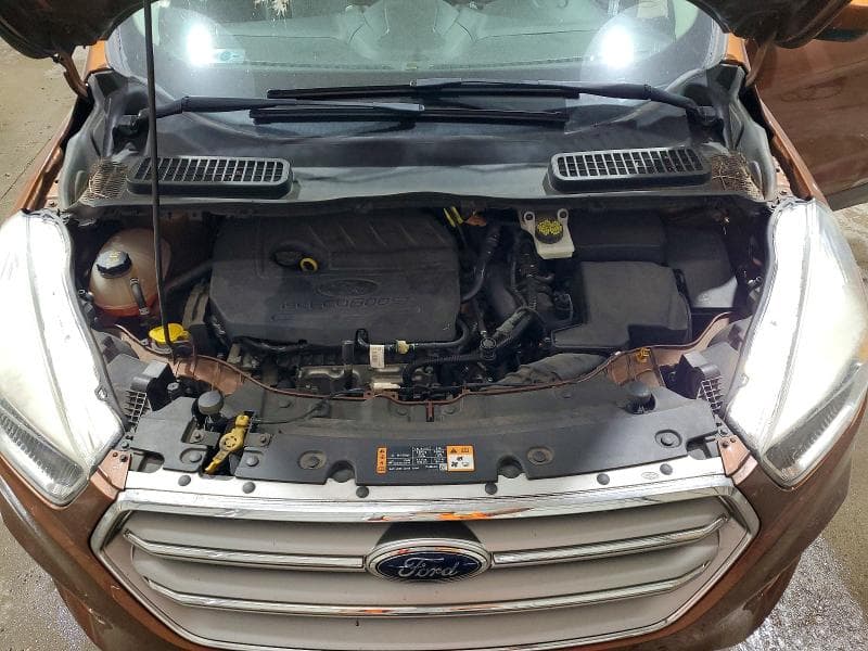 2017 FORD ESCAPE SE 12