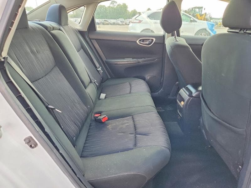2019 NISSAN SENTRA SV 10