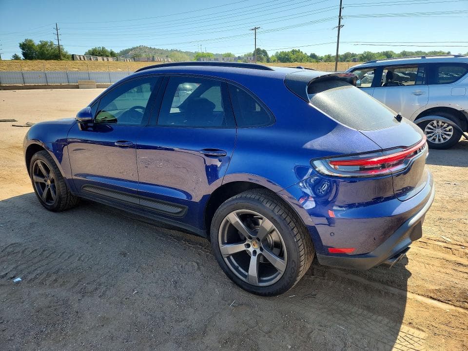 2022 PORSCHE MACAN 2