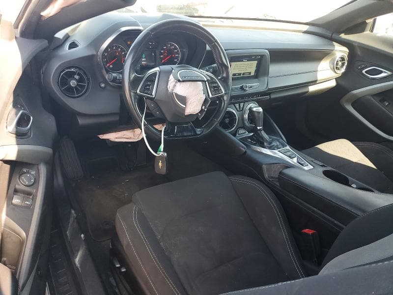 2018 CHEVROLET CAMARO LT 8