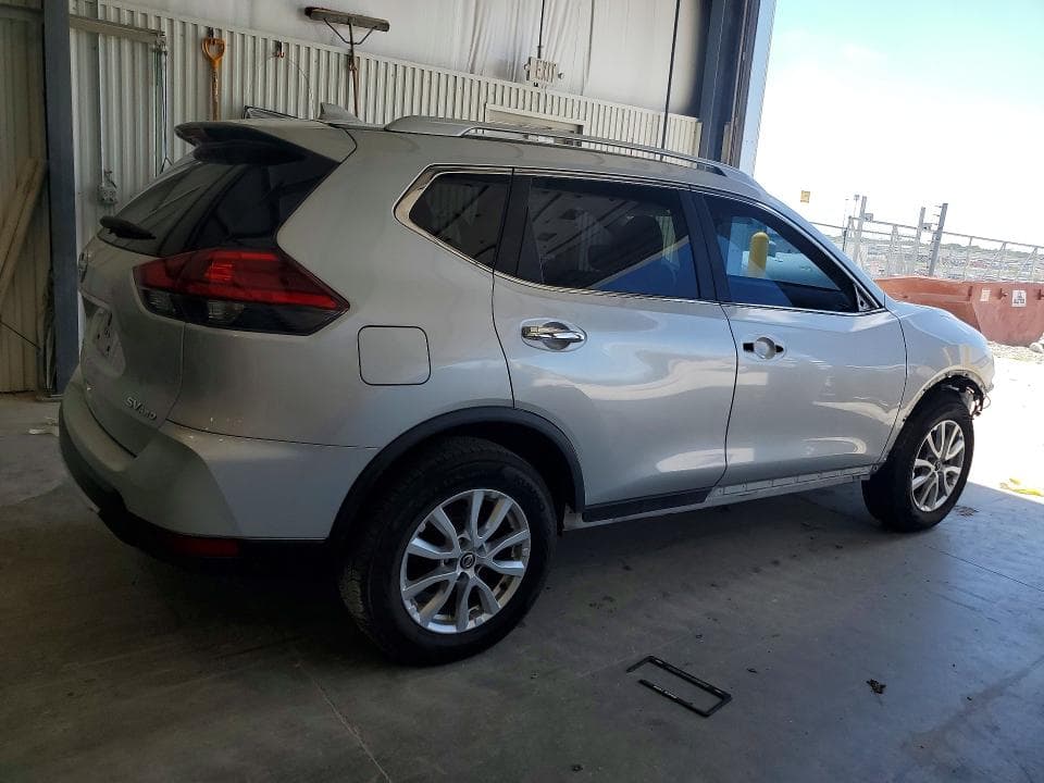 2017 NISSAN ROGUE SV 3