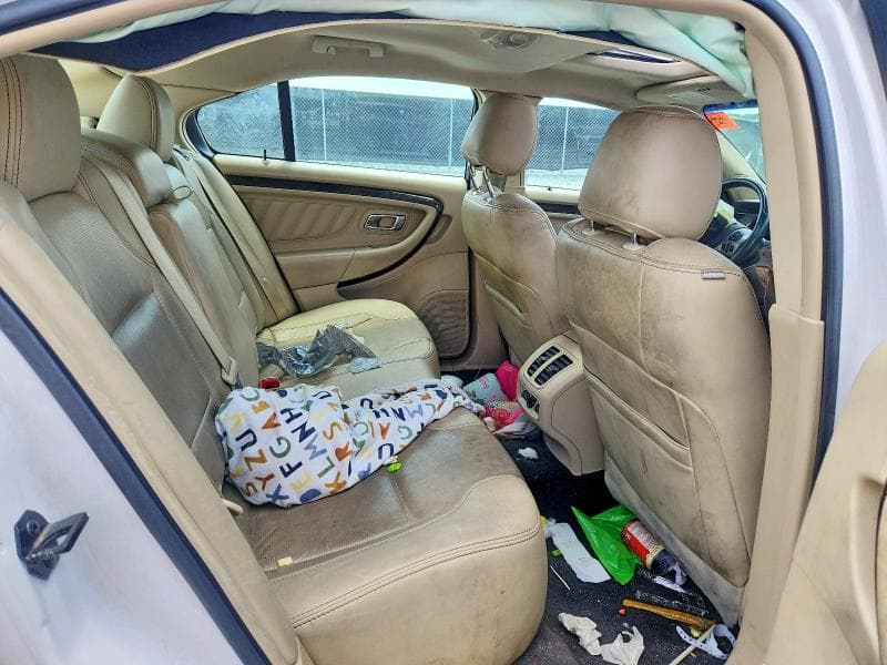 2018 FORD TAURUS LIMITED 10