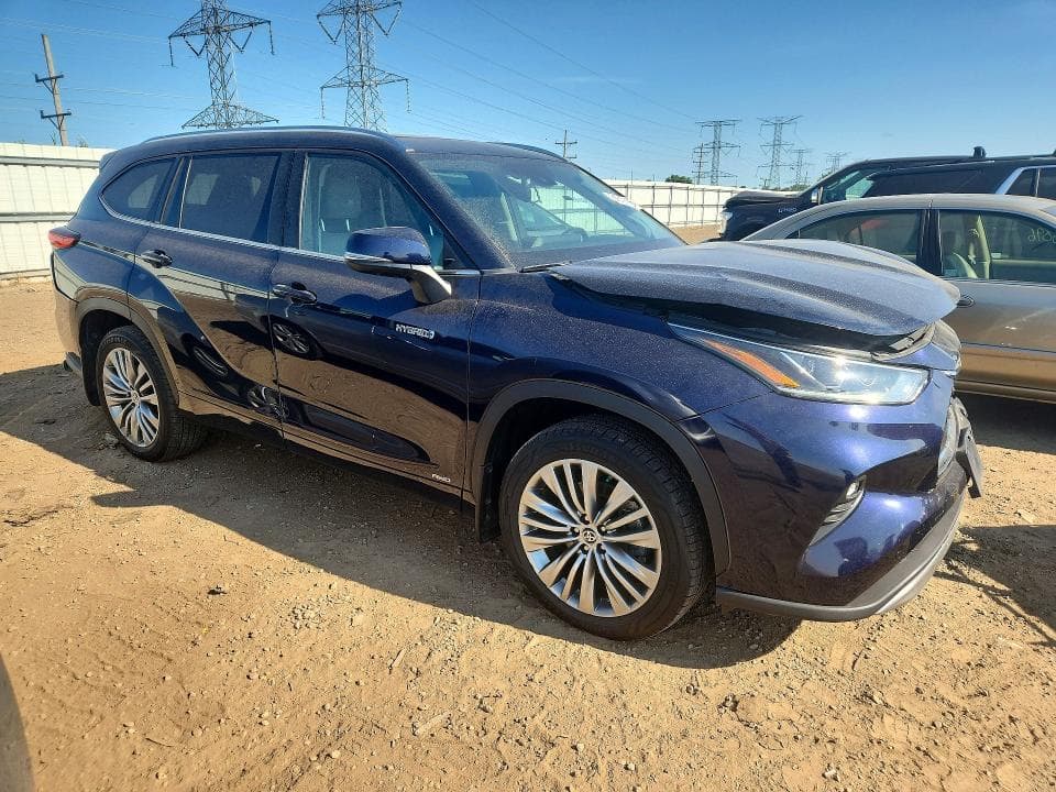 2021 TOYOTA HIGHLANDER HYBRID PLATINUM 4