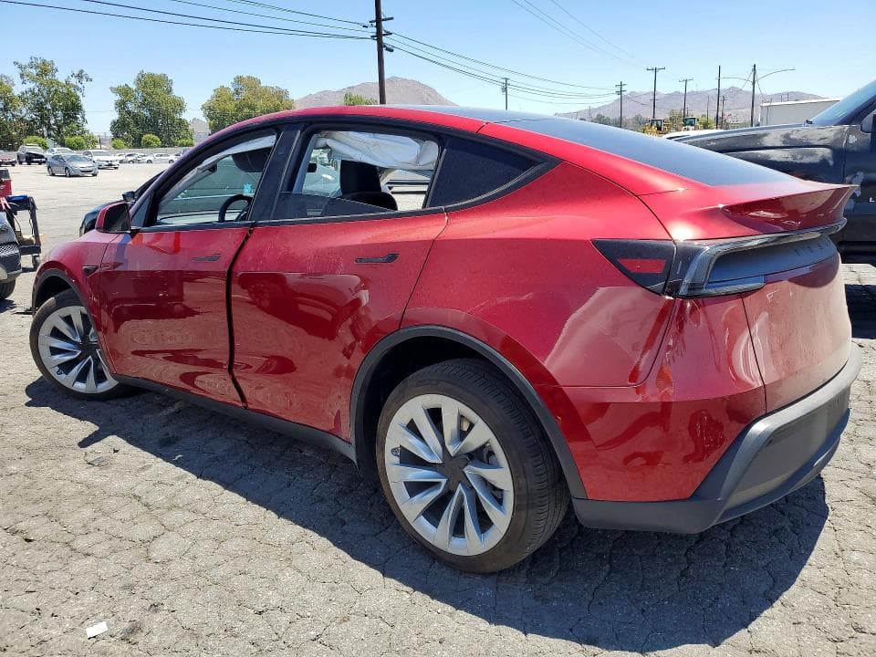 2026 TESLA MODEL Y 2