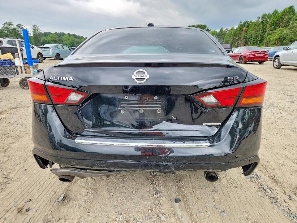 2021 NISSAN ALTIMA SR 6