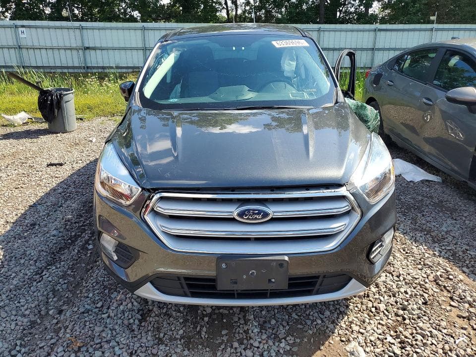 2019 FORD ESCAPE SE 5