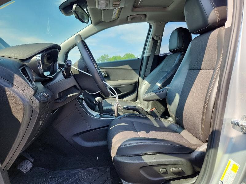 2020 CHEVROLET TRAX 1LT 7