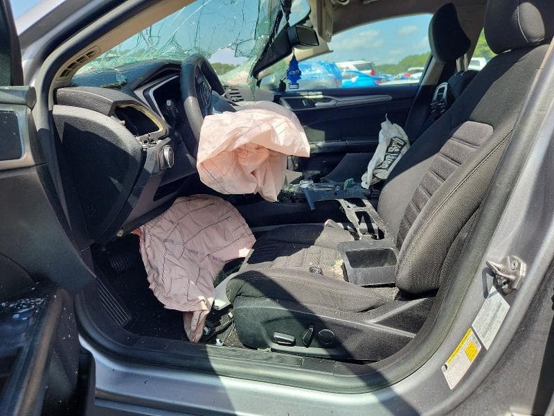 2020 FORD FUSION SE 7