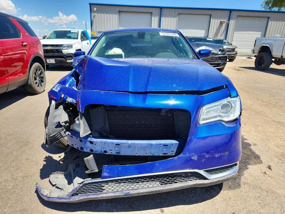 2019 CHRYSLER 300 TOURING 5