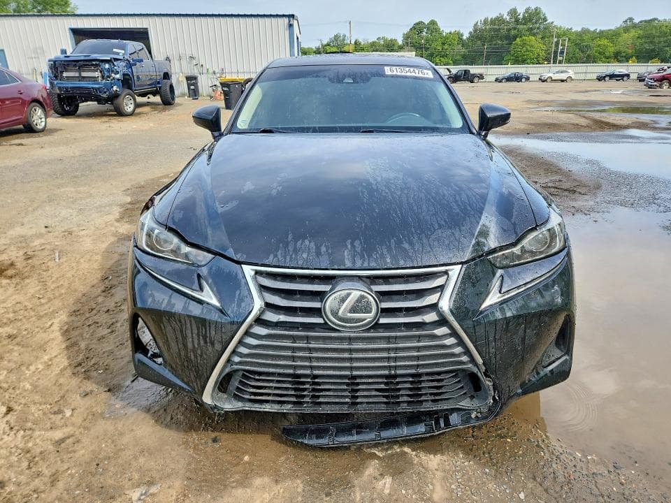 2017 LEXUS IS 200T 5