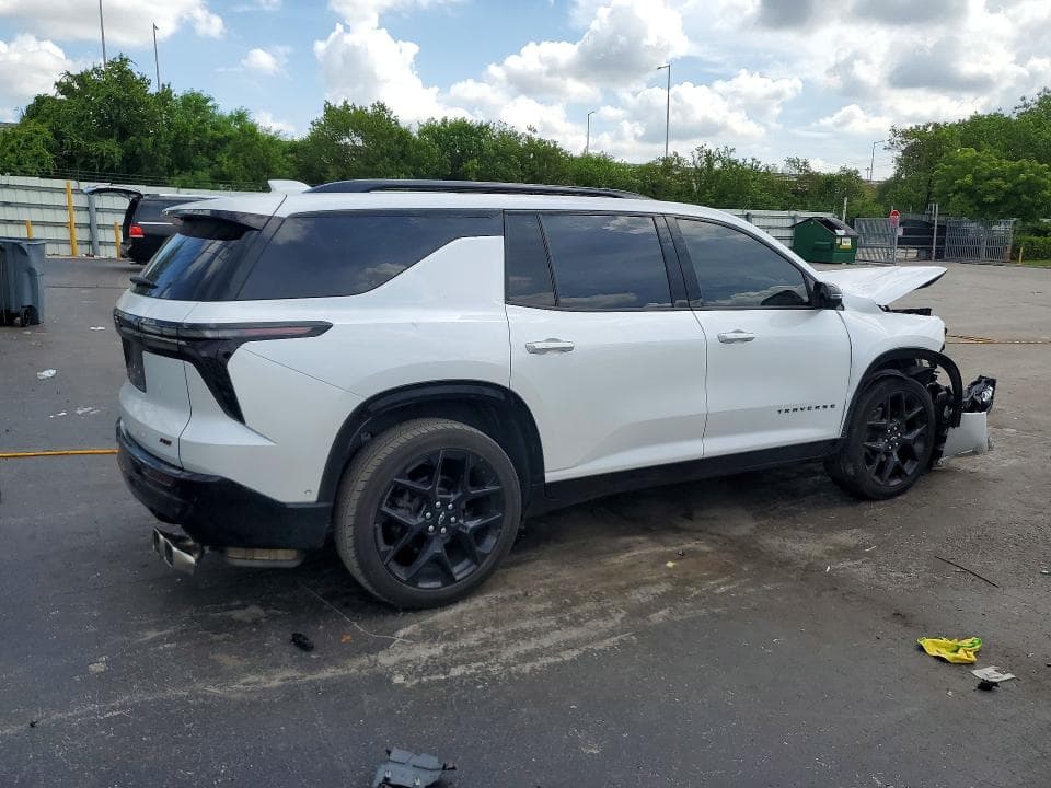 2024 CHEVROLET TRAVERSE RS 3