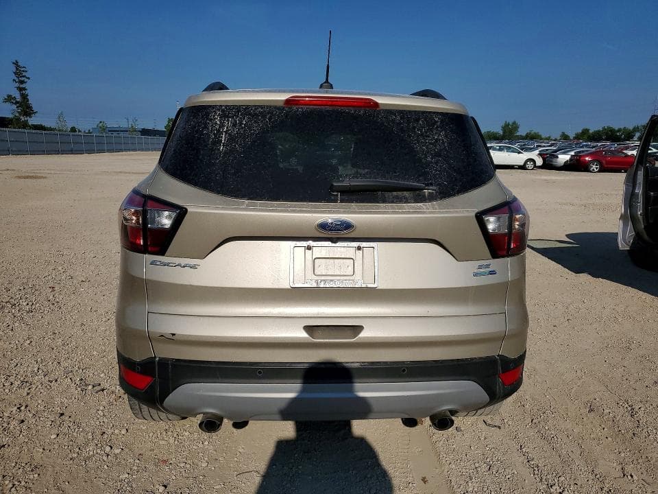 2017 FORD ESCAPE SE 6