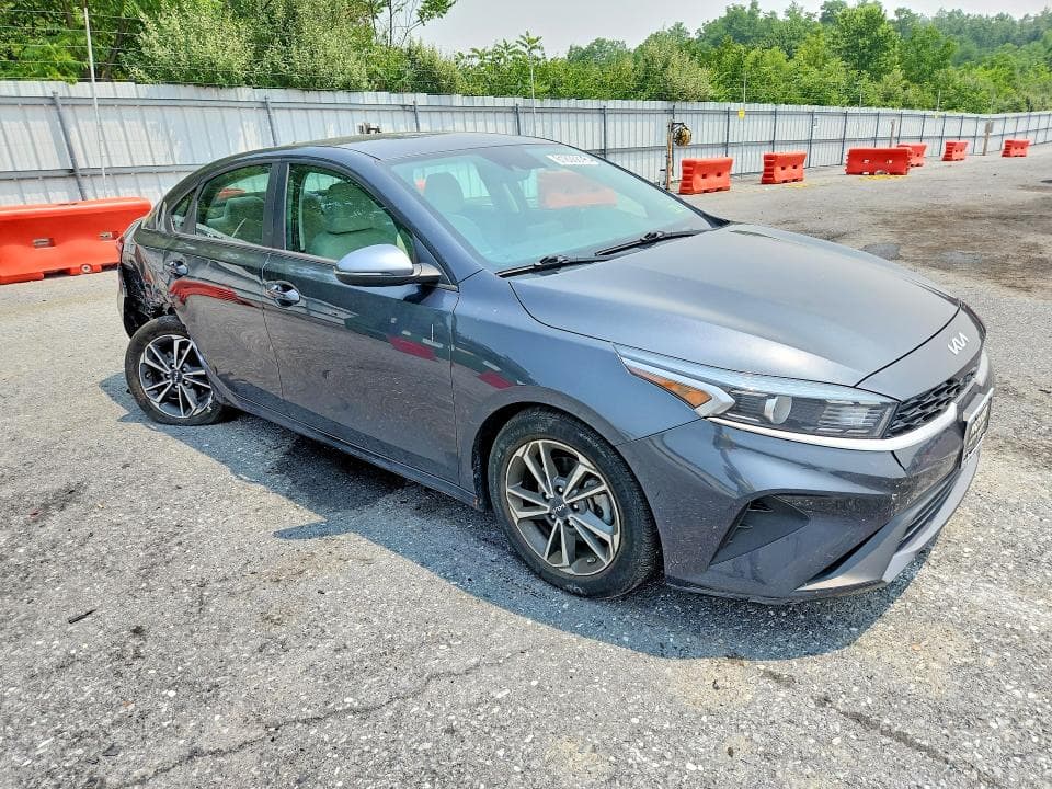 2023 KIA FORTE LXS 4