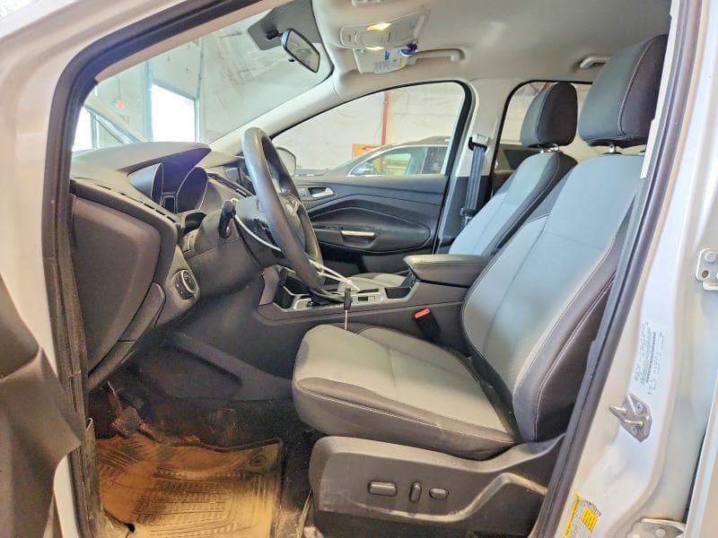 2017 FORD ESCAPE SE 7