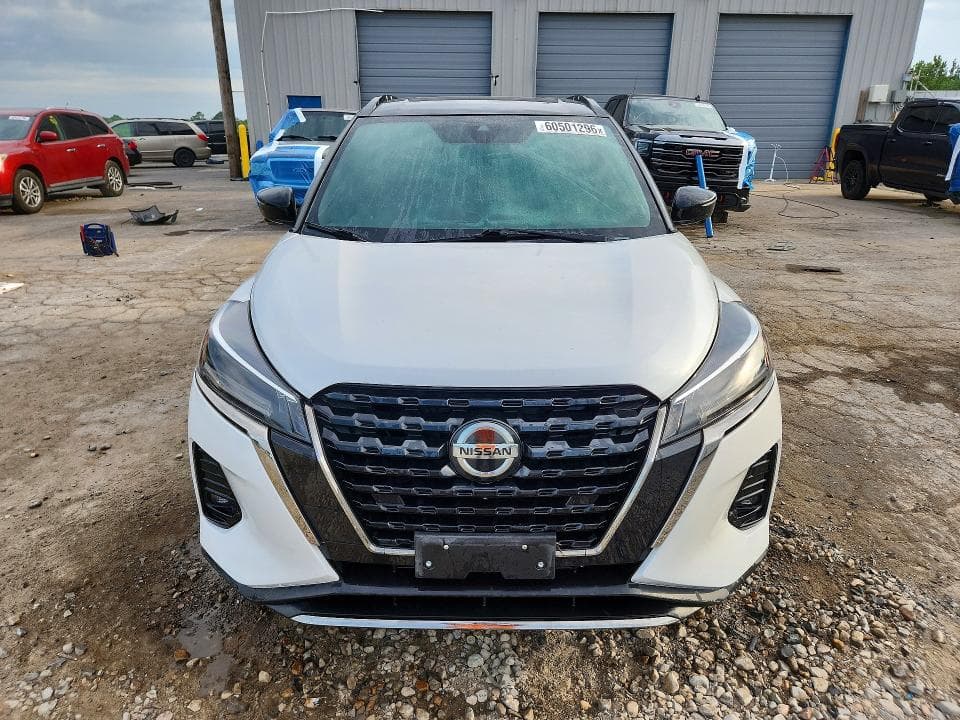 2021 NISSAN KICKS SR 5