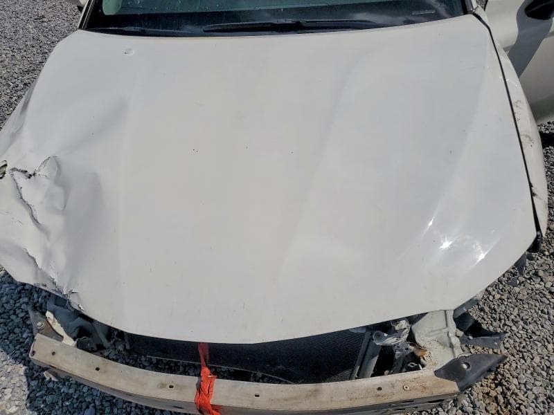 2018 TOYOTA CAMRY LE 11