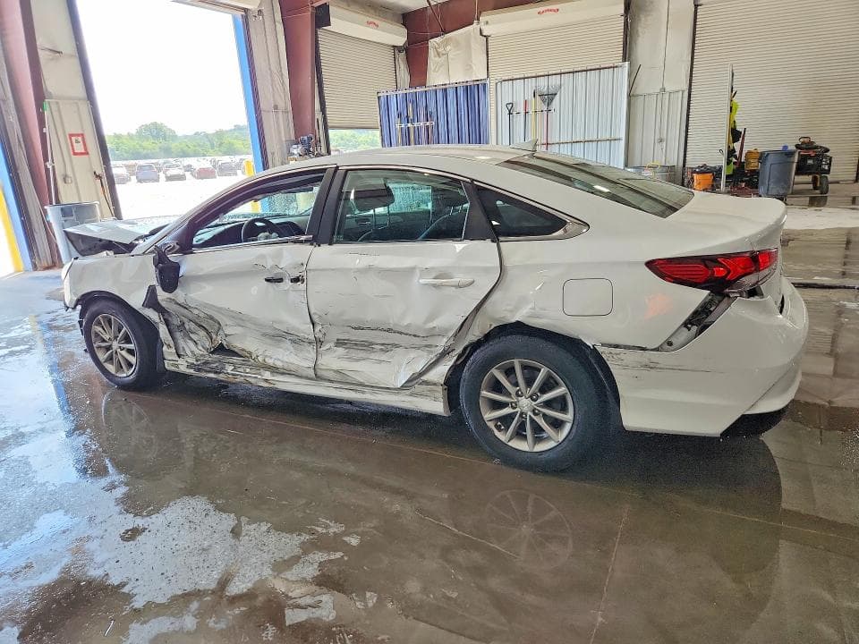 2019 HYUNDAI SONATA SE 2