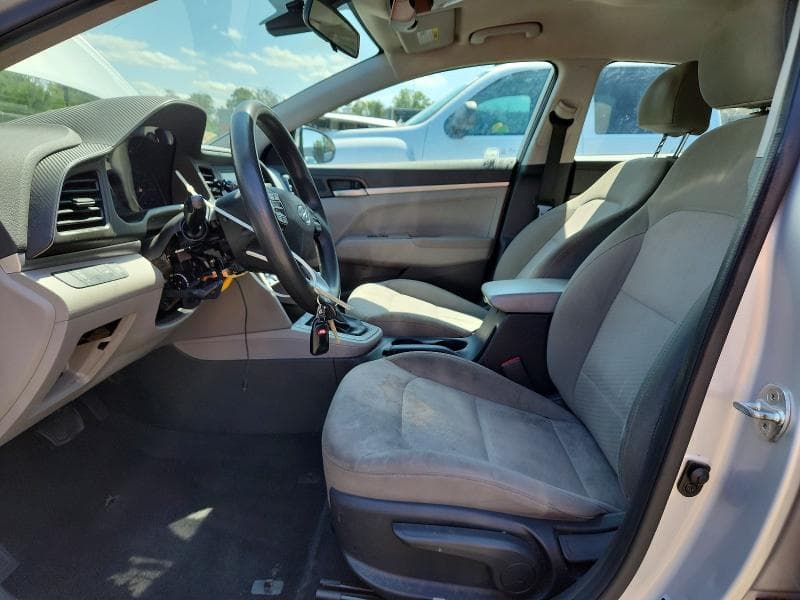 2020 HYUNDAI ELANTRA SE 7