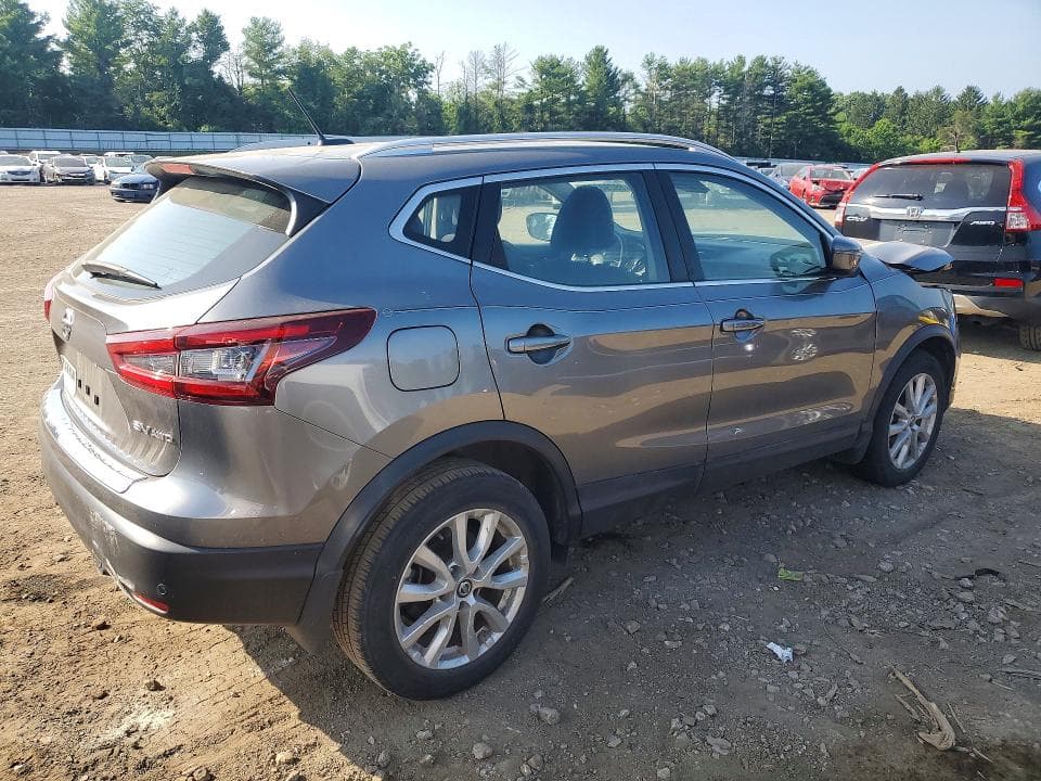 2021 NISSAN ROGUE SPORT SV 3