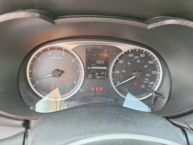 2022 NISSAN VERSA S 9