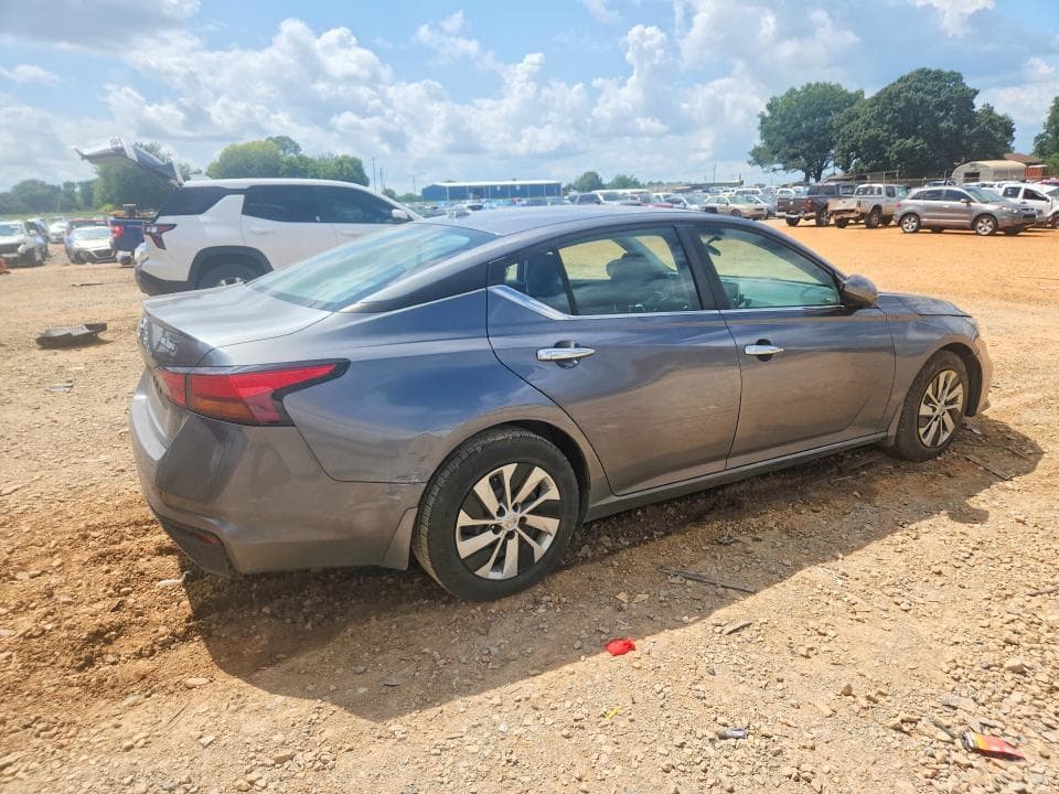 2019 NISSAN ALTIMA S 3