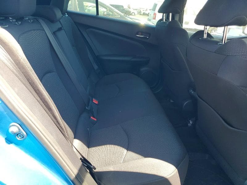 2019 TOYOTA PRIUS LE 10