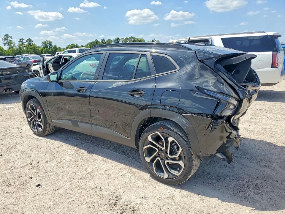 2025 CHEVROLET TRAX 2RS 2