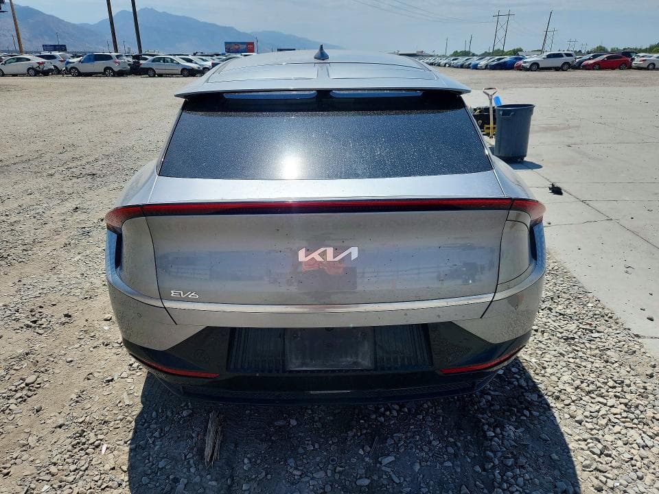 2022 KIA EV6 WIND 6