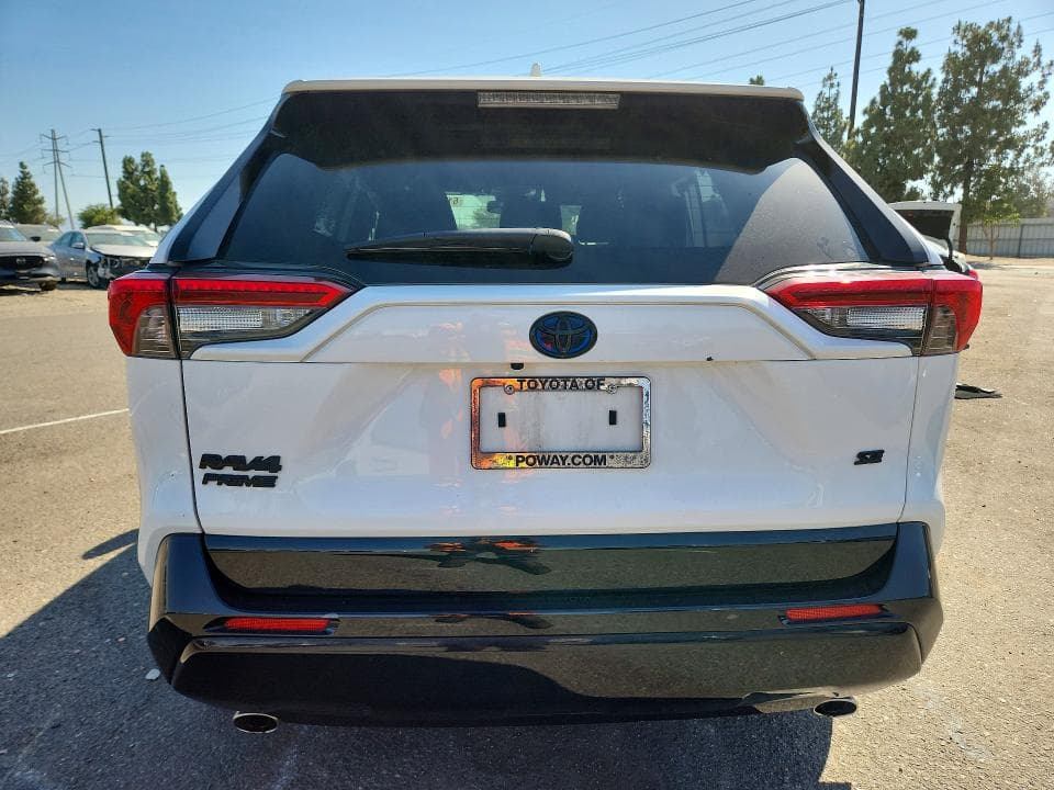 2021 TOYOTA RAV4 PRIME SE 6