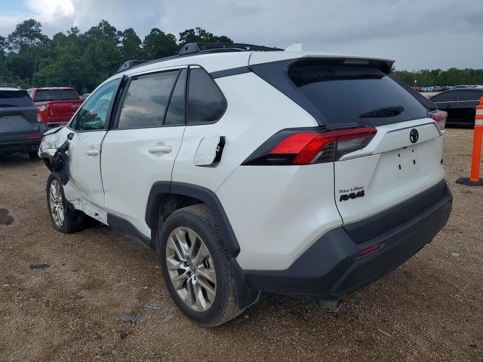 2024 TOYOTA RAV4 XLE PREMIUM 2