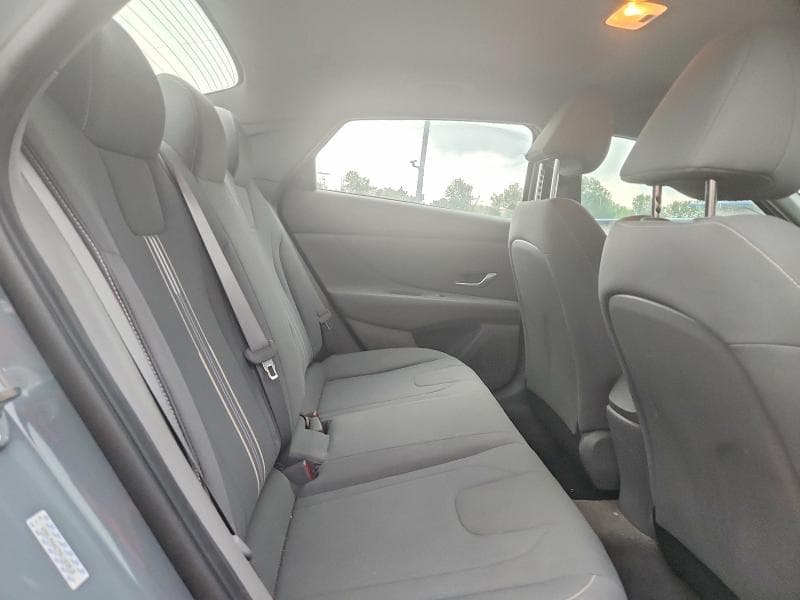2021 HYUNDAI ELANTRA SEL 10