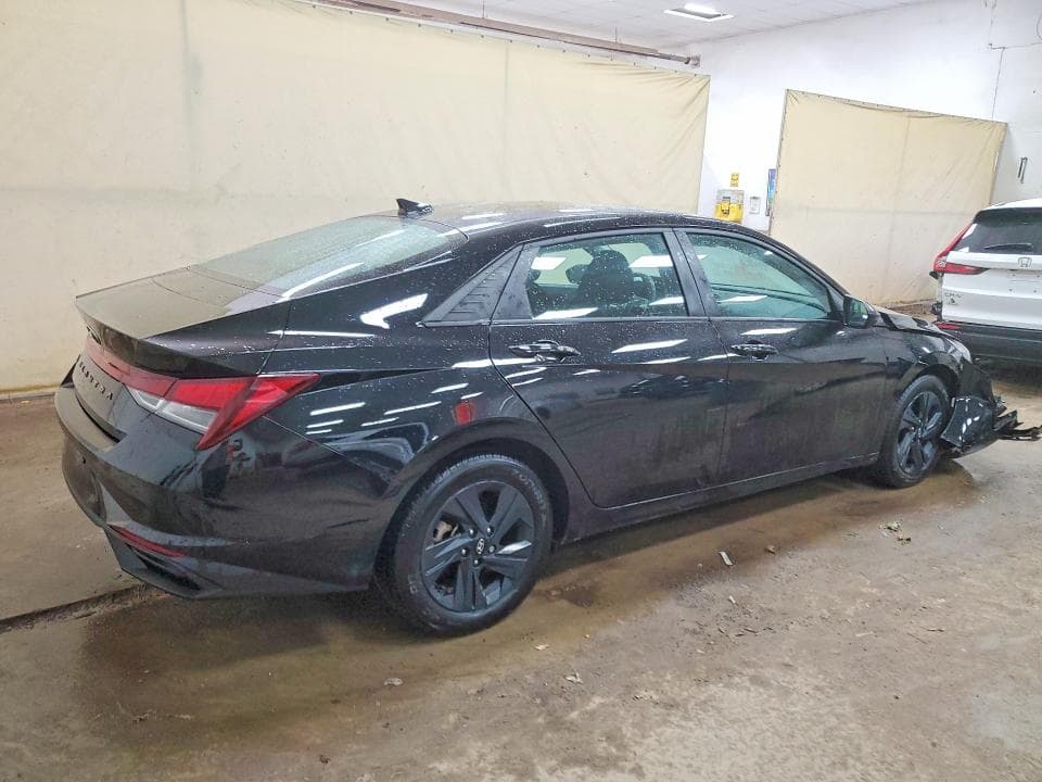 2023 HYUNDAI ELANTRA SEL 3