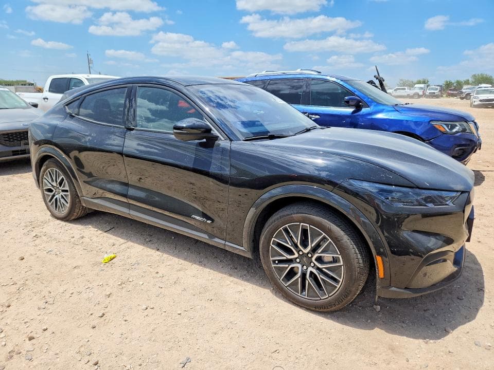 2026 FORD MUSTANG MACH-E PREMIUM 4