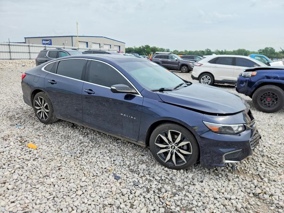 2017 CHEVROLET MALIBU LT 4
