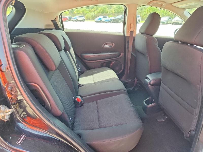 2017 HONDA HR-V LX 11