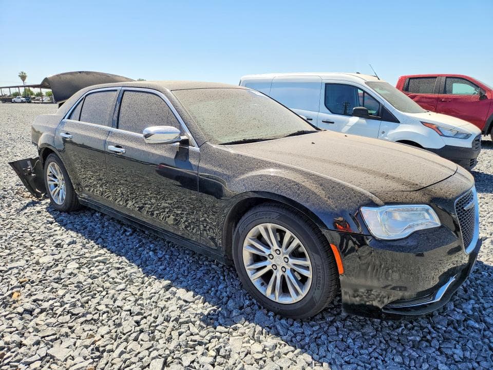 2017 CHRYSLER 300C 4